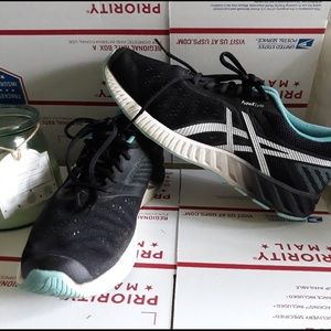 ASICS Fuzex Lyte Running Shoes